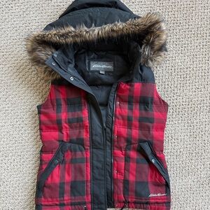Eddie Bauer Red and Black Vest with Faux Fur Trim Down Fill Small